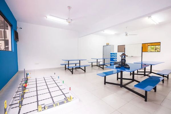 Instalaciones del Colegio 1° de Marzo, foto 43